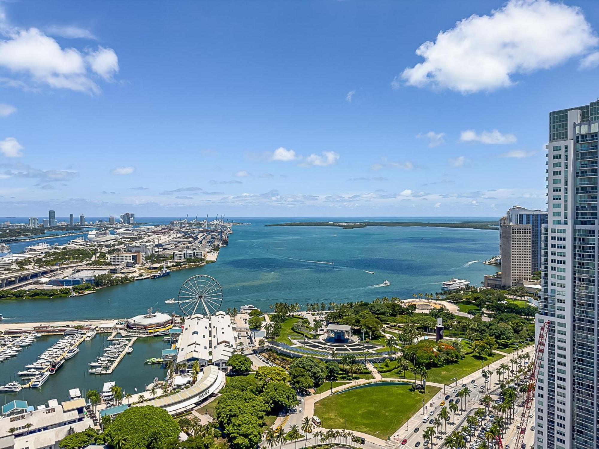 Downtown By Miami Vacation Rentals Exterior photo