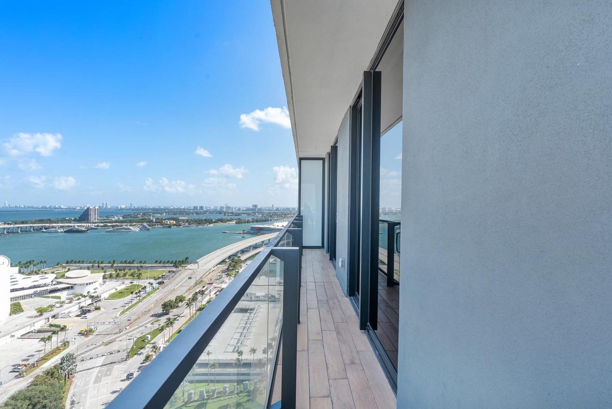 Downtown By Miami Vacation Rentals Exterior photo